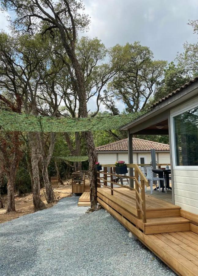 Les Chalets Des Iles Borgo  Luaran gambar