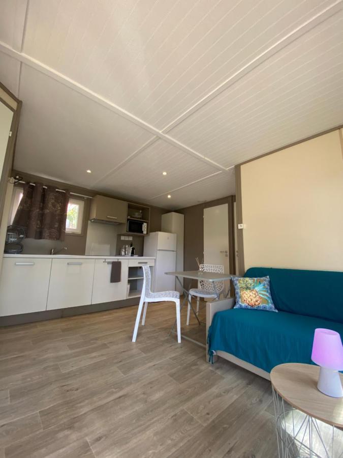 Les Chalets Des Iles Borgo  Luaran gambar