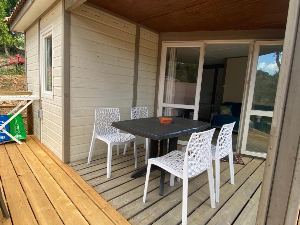 Les Chalets Des Iles Borgo  Luaran gambar